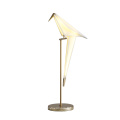 2020 en vente Lampe de table Paper Crane Bird au design élégant pour hôtel